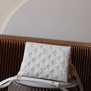 LV Coussin BB - Image 4