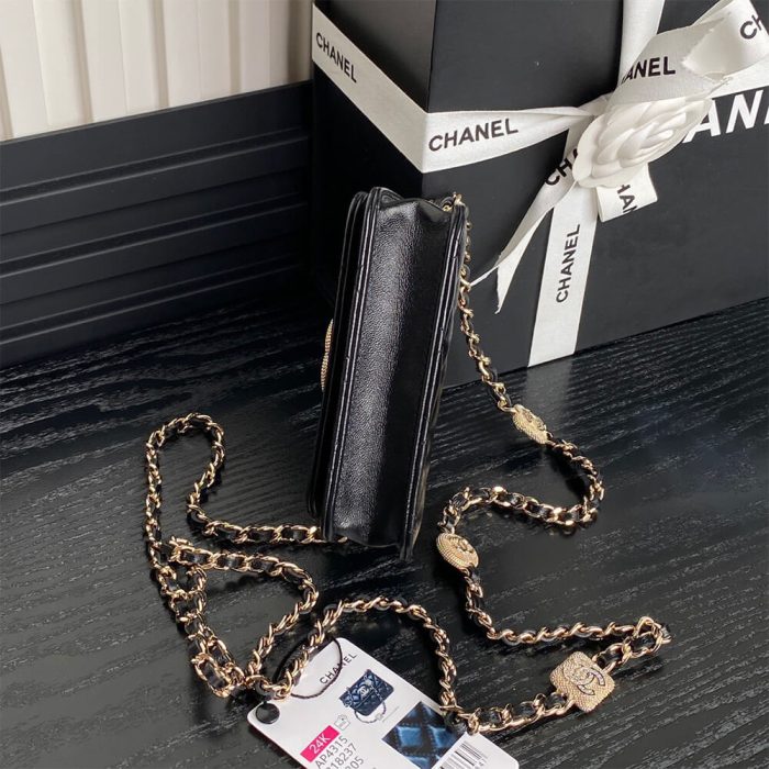 CHANEL Clutch With Chain(high-end grade) - Image 4