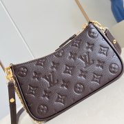 LV Easy Pouch - Image 4