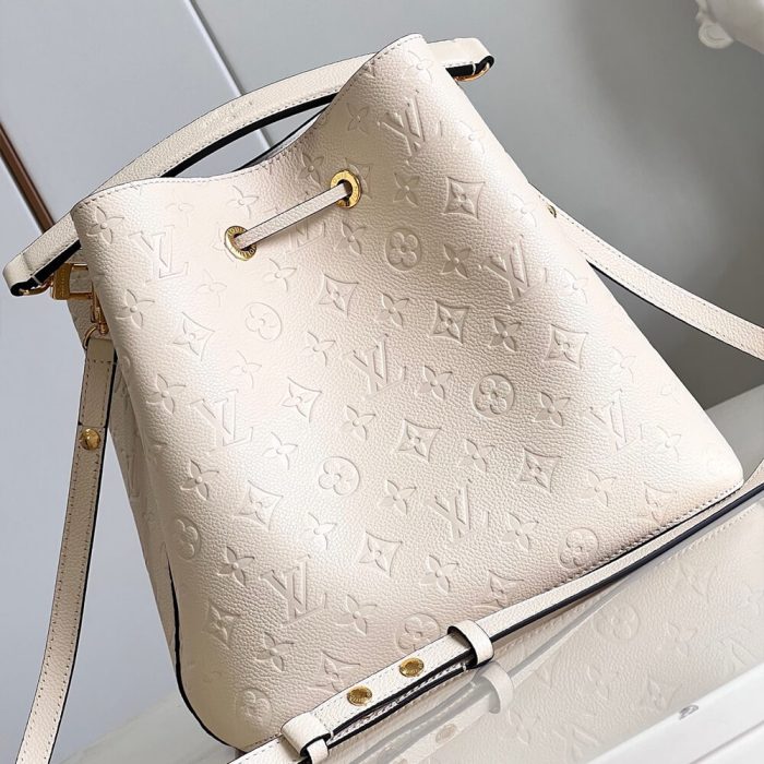 LV Neonoe MM - Image 4