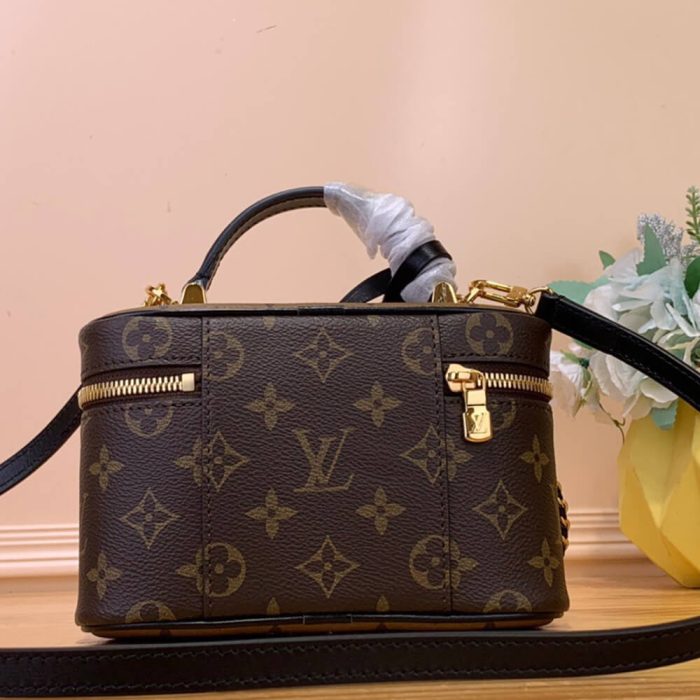 LV Vanity Chain Pouch(HIGH-END GRADE) - Image 4
