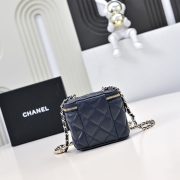 CHANEL Small Vanity with Chain(HIGH-END GRADE) - Image 4