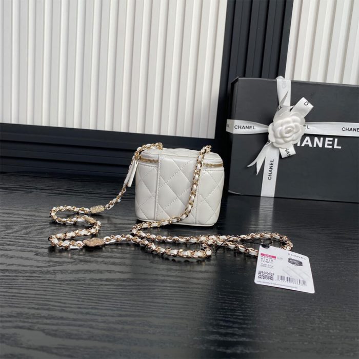 CHANEL Small Vanity with Chain(HIGH-END GRADE) - Image 4