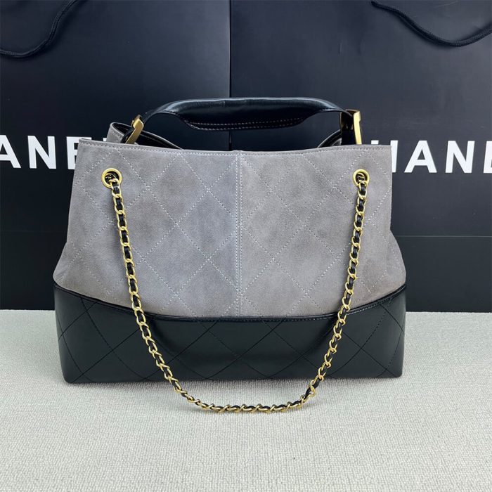 CHANEL Small Tote(high-end grade) - Image 4