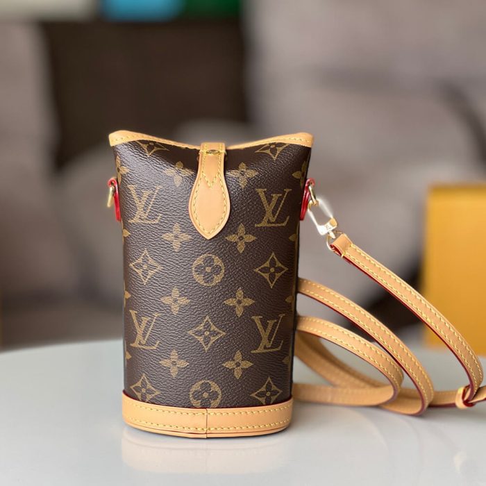LV Fold Me Pouch - Image 4
