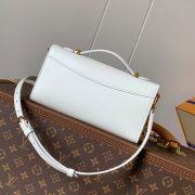 LV Wallet On Chain Capucines - Image 4