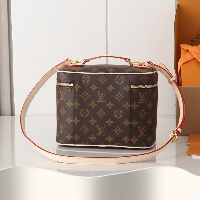LV Nice BB - Image 4