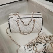CHANEL Clutch with Chain(HIGH-END GRADE) - Image 4
