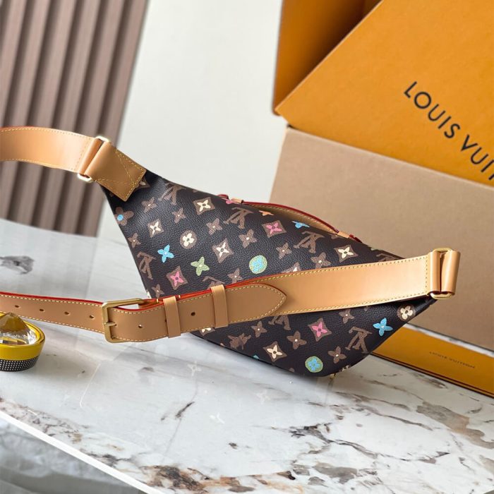 LV Rush Bumbag - Image 4