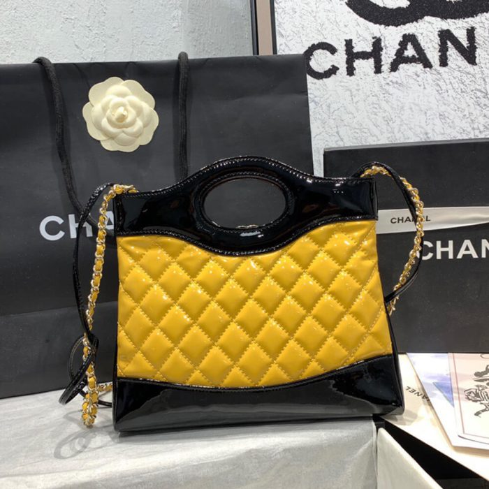 CHANEL 31 Mini Shopping Bag - Image 4