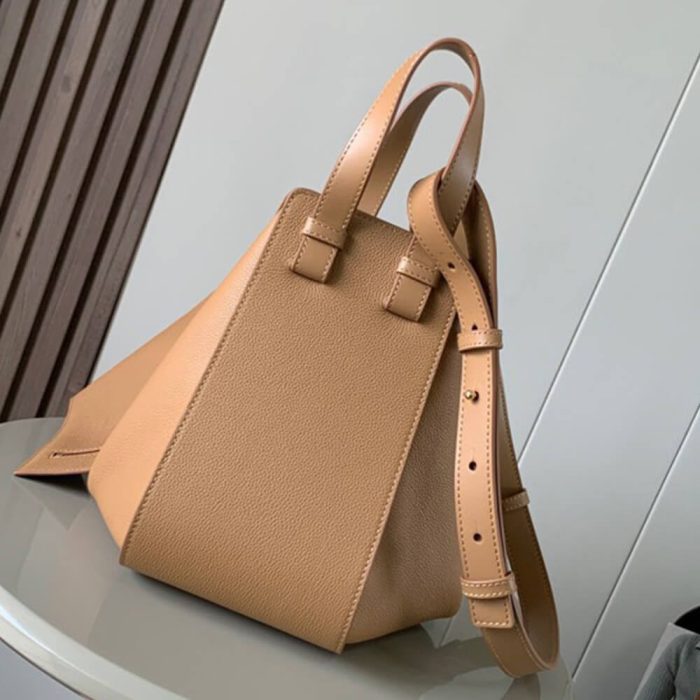 LOEWE Small Hammock bag in soft grained calfskin - Image 4