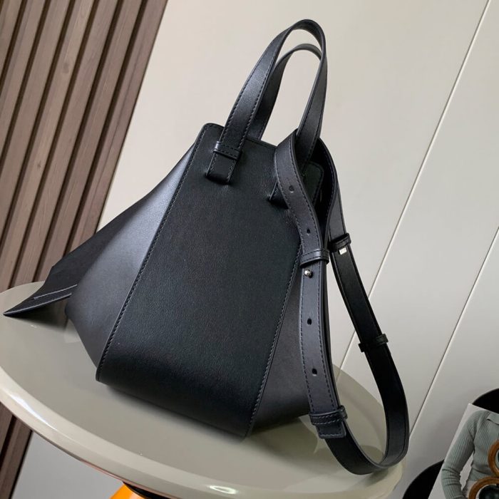 LOEWE Small Hammock bag in soft grained calfskin - Image 4