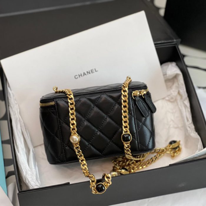 Chanel VANITY WITH CHAIN - Image 4