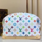 LV x TM Cosmetic Pouch GM - Image 4