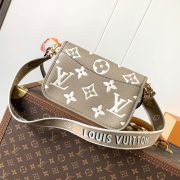 LV Diane - Image 4
