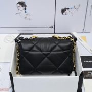 CHANEL 19 HANDBAG - Image 4