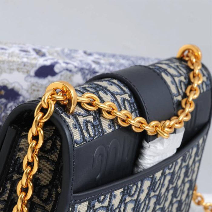 30 MONTAIGNE CHAIN BAG - Image 4