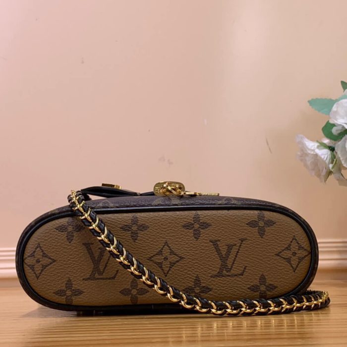 LV Vanity Chain Pouch(HIGH-END GRADE) - Image 5