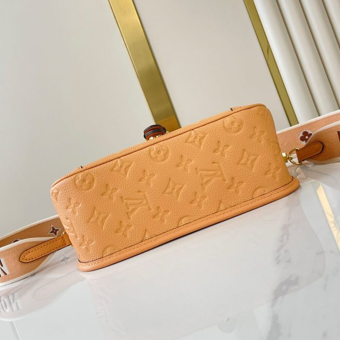LV  Diane - Image 5