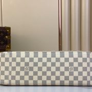 LV Slouchy MM Bag - Image 5