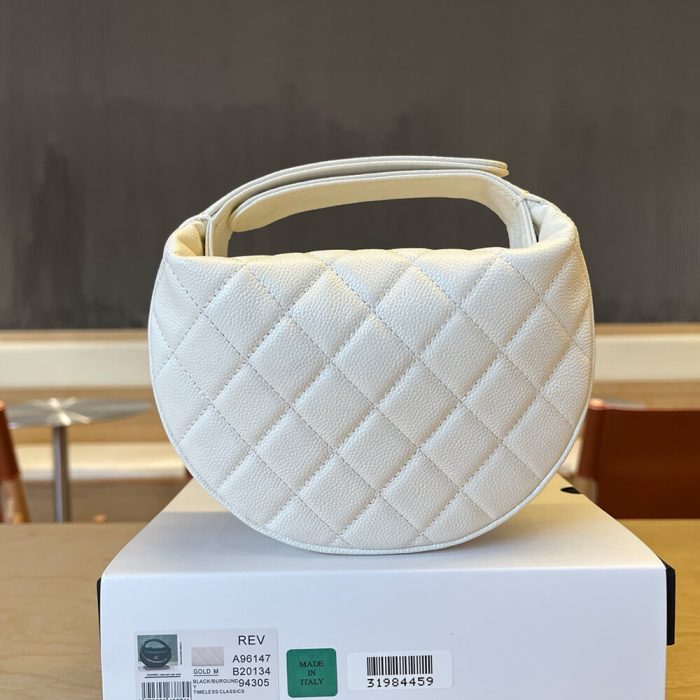 Chanel Pouch(HIGH-END GRADE) - Image 5