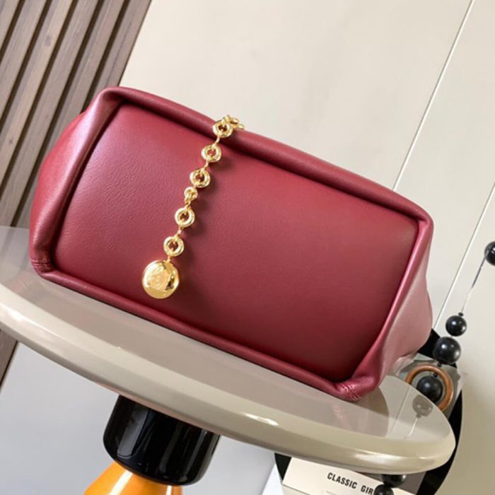 Loewe Medium Squeeze bag in nappa lambskin - Image 5