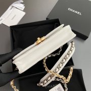 CHANEL 19 Wallet on Chain(high-end grade) - Image 5