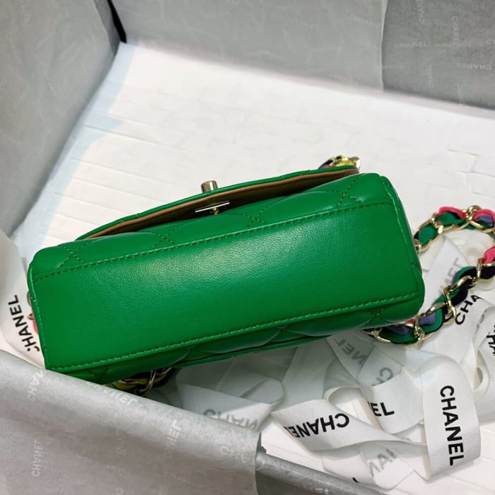 CHANEL Small Flap Bag - Image 5