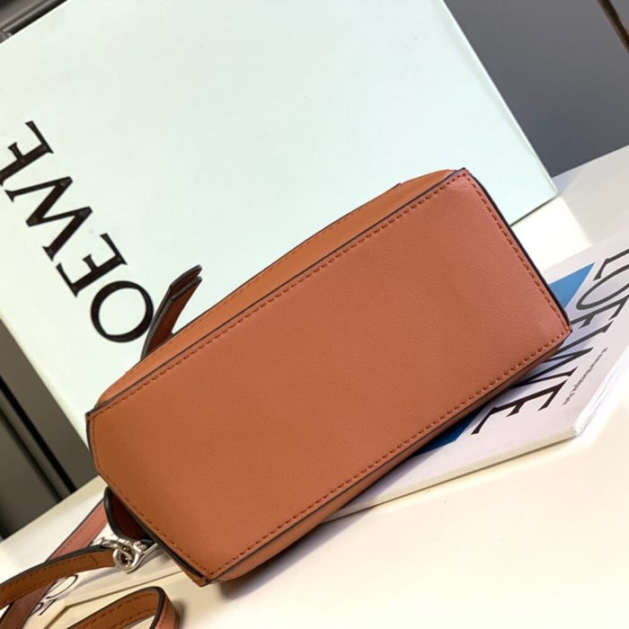 LOEWE Mini Puzzle bag - Image 5