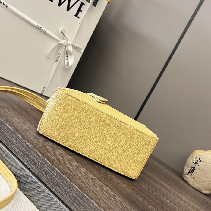LOEWE Mini Puzzle bag - Image 5