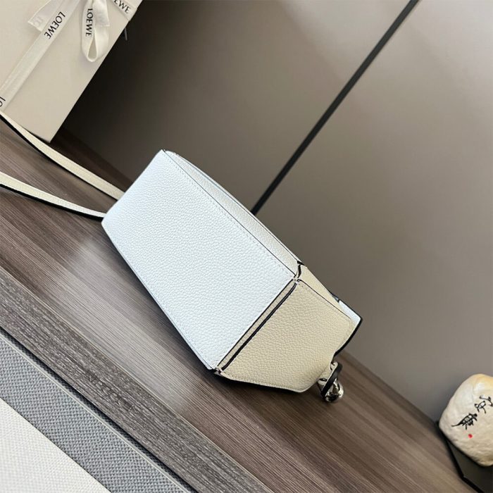 LOEWE Mini Puzzle bag - Image 5