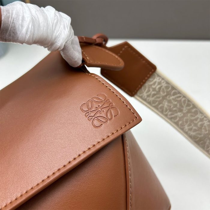 LOEWE Small Puzzle Bag - Image 5