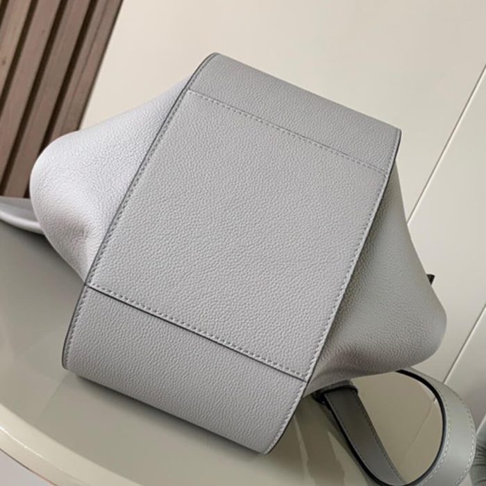 LOEWE Small Hammock bag in soft grained calfskin - Image 5