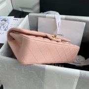CHANEL Classic Flap Medium - Image 5