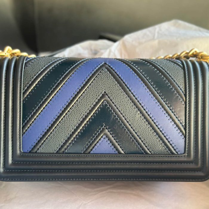 Chevron Boy Chanel Handbag - Image 5