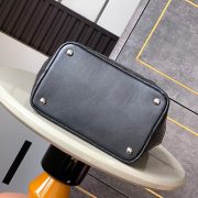 Chanel Cambon Line Medium Tote(HIGH-END GRADE) - Image 5