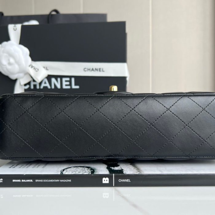 CHANEL CLASSIC FLAP HANDBAG(High-End Grade) - Image 6