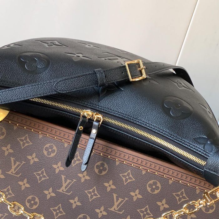 LV  Loop Hobo - Image 6