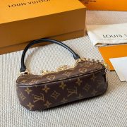 LV Catchy PM - Image 6