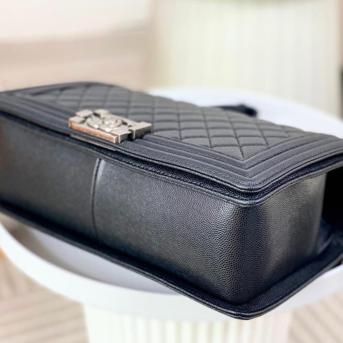 LARGE BOY CHANEL HANDBAG(HIGH-END GRADE) - Image 6