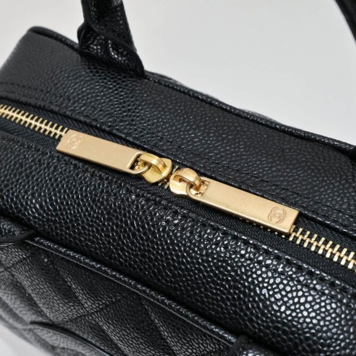 CHANEL Medium Vintage Boston Bag - Image 7