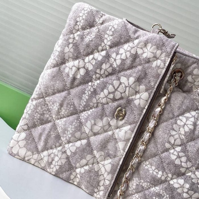 Chanel Coco Beach Shopping Bag(high-end grade) - Image 6