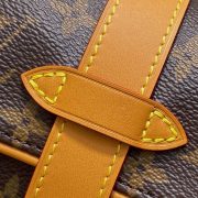 LV Cargo Wearable Wallet - Image 6