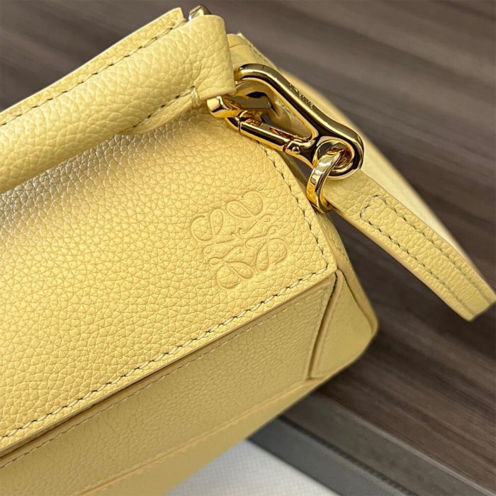 LOEWE Mini Puzzle bag - Image 6