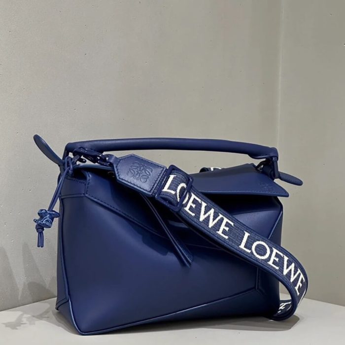 LOEWE Small Puzzle Bag - Image 6