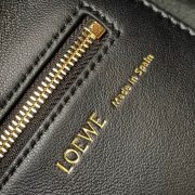 Loewe Medium Squeeze bag in nappa lambskin - Image 6