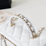 CHANEL Long Vanity with chain - Image 6