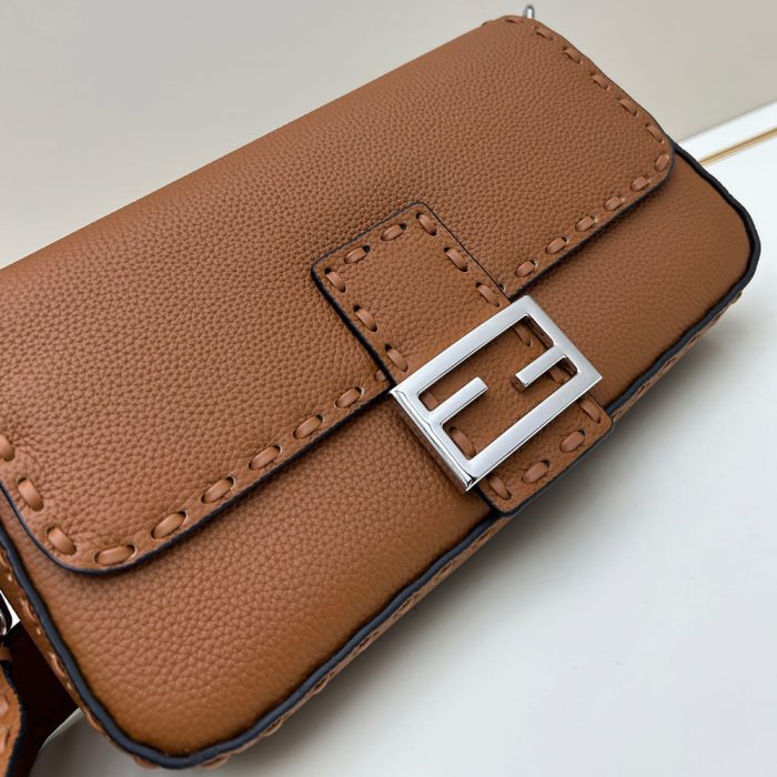 Fendi Baguette - Image 6