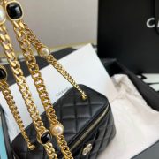 Chanel VANITY WITH CHAIN - Image 6