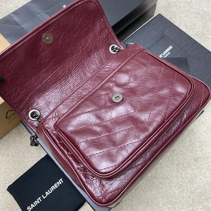 SAINT LAURENT NIKI MEDIUM IN CRINKLED VINTAGE LEATHER - Image 6